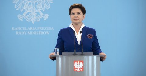 PiS przygotowało swój pierwszy własny budżet i bije wszelkie rekordy