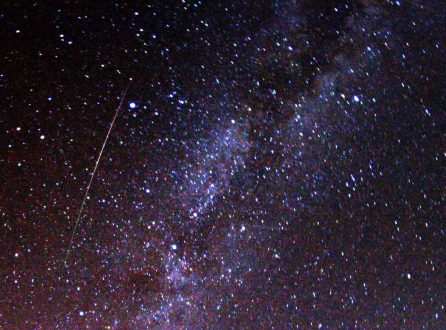 Noc Perseidów. Sprawdź kiedy możesz zobaczyć „spadające gwiazdy”