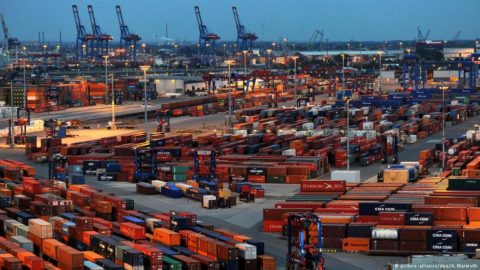 Wzrost gospodarek w państwach strefy euro wyższy niż USA