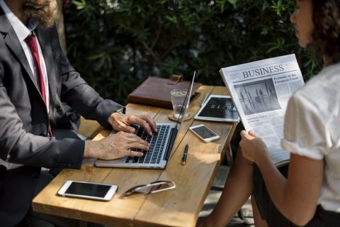 Zakupy przez internet w granicach Unii będą bezpieczniejsze. Komisja Europejska uprościła procedury reklamacji