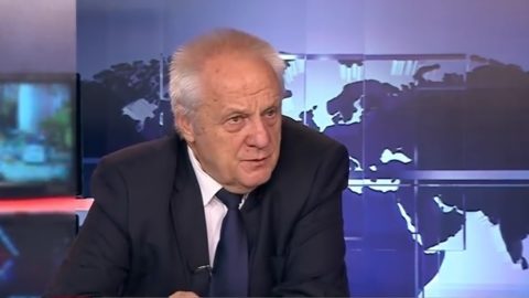 Stefan Niesiołowski: Menelstwo jest w Polsce zjawiskiem powszednim