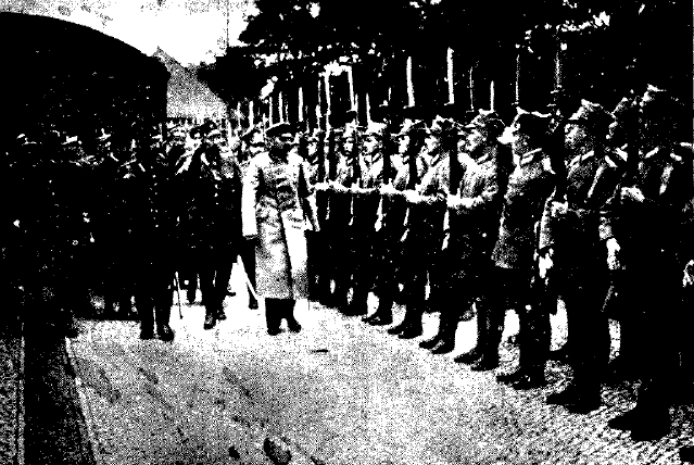 Powitanie Naczelnika Piłsudskiego przez powstańców wielkopolskich w Poznaniu. Fot. wikipedia
