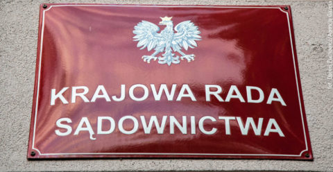 Rzecznik generalny TSUE wymierzył ciężki cios w zmiany wprowadzane przez PiS w polskim sądownictwie od 2016 r