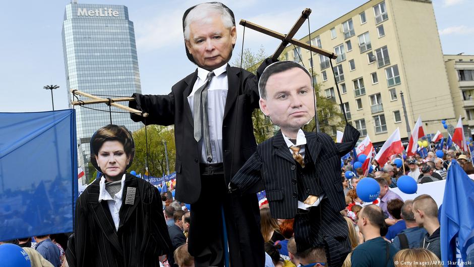 PiS nie darzy sympatią prześmiewców i stawia prokuratorskie zarzuty