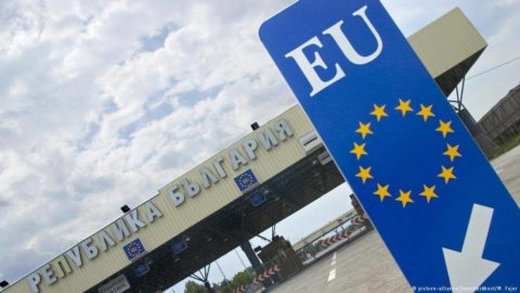 Korupcja. Wielomiliardowe zyski z handlu unijnymi paszportami