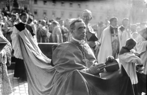 Franciszek udostępni dokumenty z pontyfikatu Piusa XII, zwanego „papieżem Hitlera”