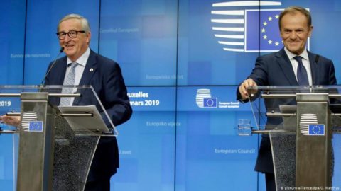 Szefowie: KE Jean-Claude Juncker i Rady Europejskiej Donald Tusk