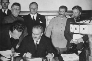 Pakt Ribbentrop