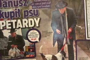 Janusz Korwin-Mikke bawił się petardami ze swoim psem Odim (Super Express)