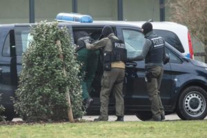 grupa neonazistów chciała doprowadzić do wojny domowej w Niemczech