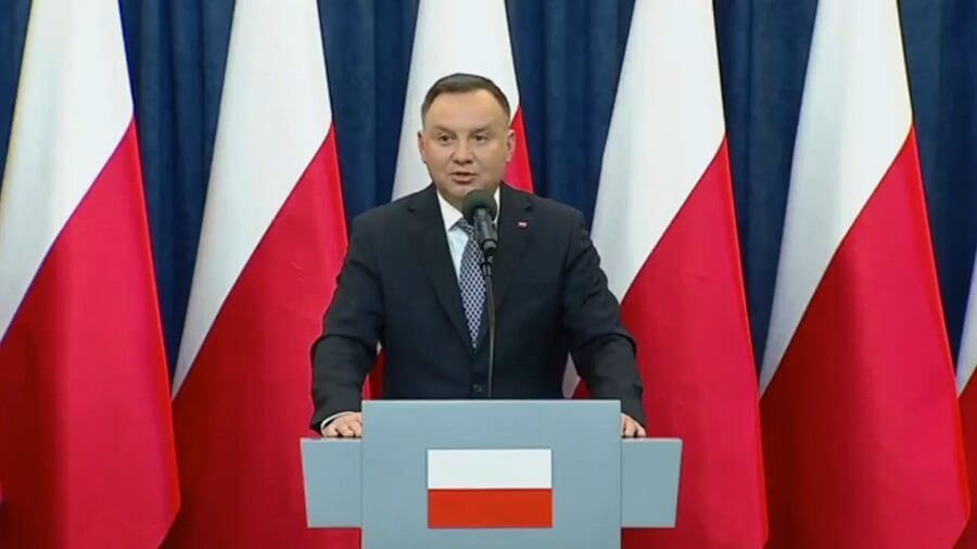 Manuela Gretkowska: U nas głowa państwa jest głową gadającą na jarmarcznie wymalowanym tle