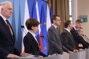 MEN zamyka szkoły i przedszkola