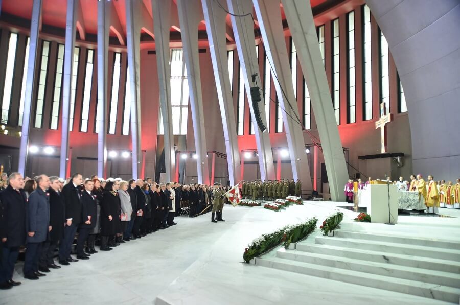 Po koronwirusa do kościoła