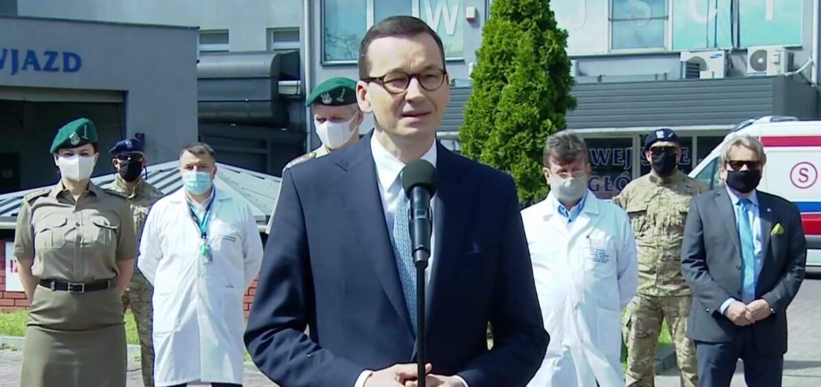Adam Mazguła: „Brzęczące muchy”, czyli jak Morawiecki przekroczył kolejną barierę narodowego deficytu intelektualnego