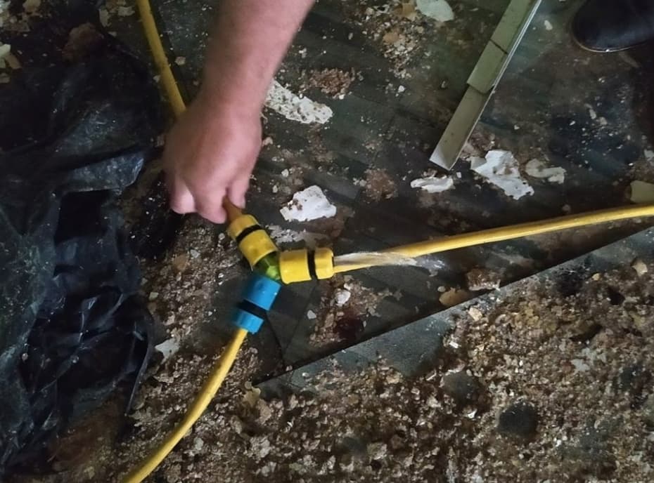 Od lat w Szklarskiej Porębie sprzedawane są bez kontroli grunty, są to miejsca zalesione, parki, niszczone bezpowrotnie są pomniki natury.