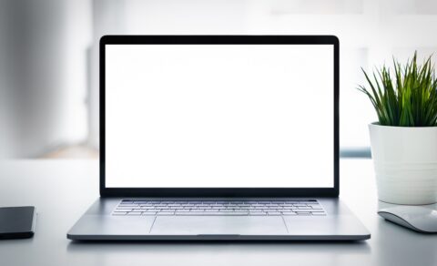 Laptopy czy komputery stacjonarne, co lepsze?