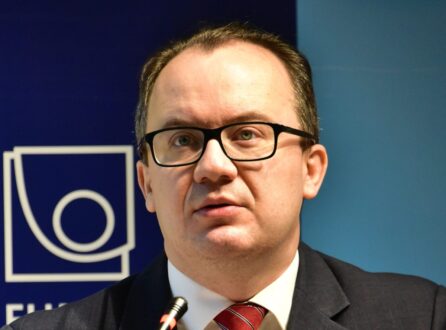 Magdalena Środa: Bodnar skończył swą misję. Polska należy wreszcie do Piotrowicza, Przyłębskiej, Prezesa i – pomału – Rosji