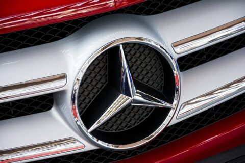 Mercedes wycofuje setki tysięcy aut. Powód? Problemy techniczne