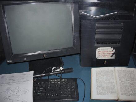 30 lat temu, 30 kwietnia 1993 roku naukowcy uruchomili World Wide Web