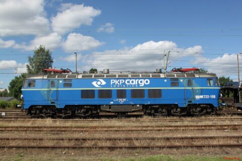 Niemcy chcą przejąć PKP Cargo? Czyli jak Morawiecki i prawicowe media wykreowały fejka