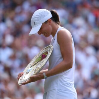 Iga Świątek wygrywa Wimbledon 2025. Historyczny finał bez straty gema