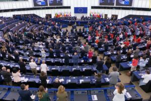 Parlament Europejski o „bezprecedensowym naruszeniu przestrzeni powietrznej”. UE deklaruje pełną solidarność z Polską