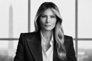 Melania Trump na oficjalnym portrecie Białego Domu z 2025 roku